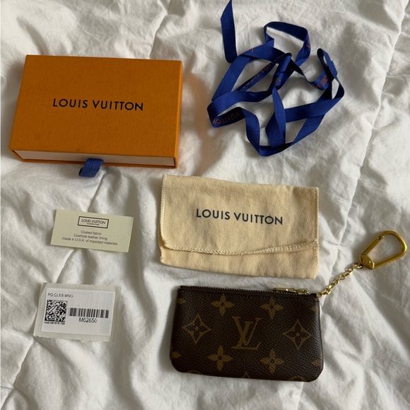 Louis Vuitton Accessories - Louis Vuitton Brown Monogram Key Pouch